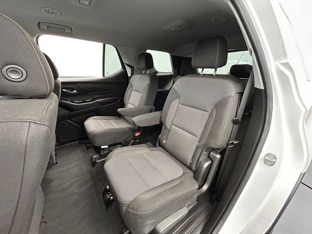Used 2019 Chevrolet Traverse LT FWD image 34