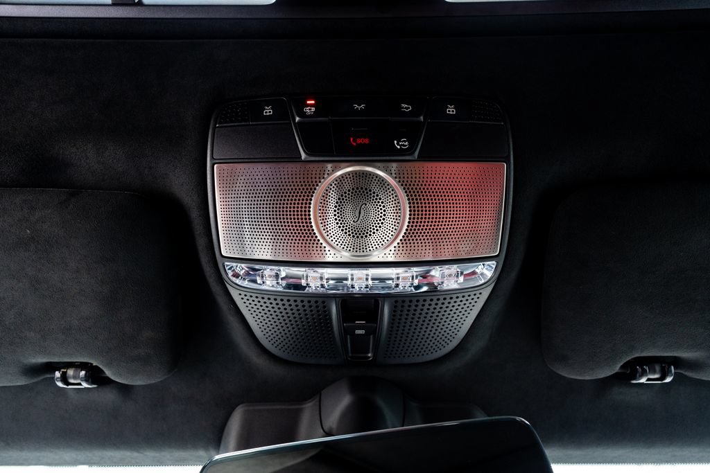 Used 2025 Mercedes-Benz G 550 image 40