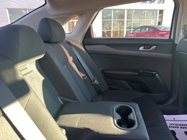 Used 2023 Kia K5 LXS image 4