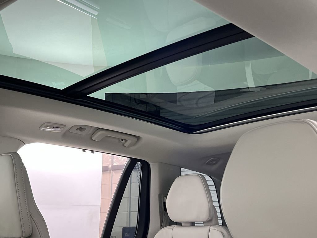 New 2026 Volvo XC90 T8 Ultra w/ Protection Package Premier image 14