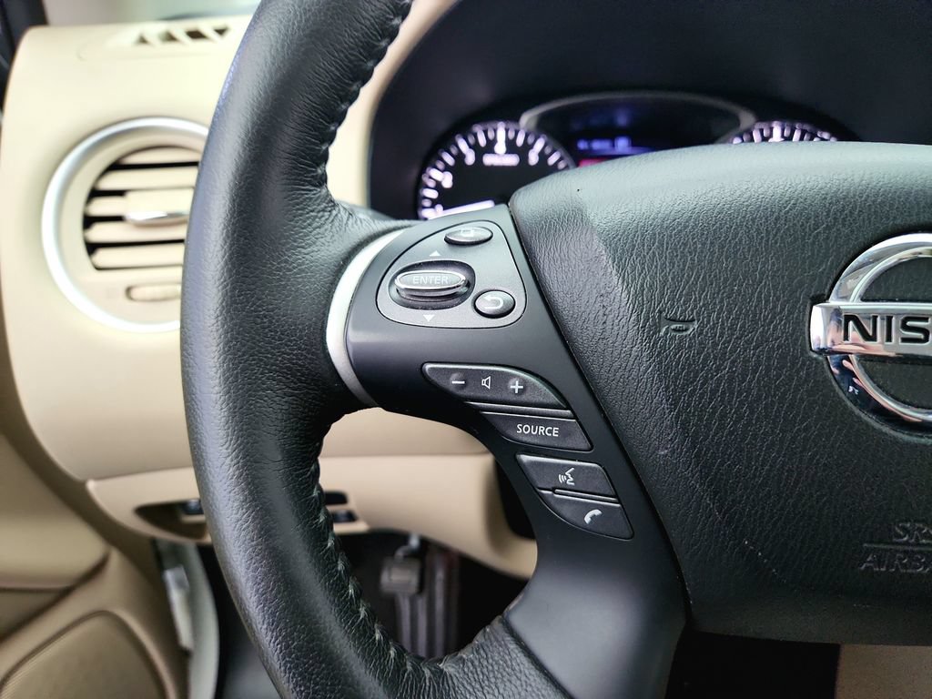 Used 2020 Nissan Pathfinder SL AWD/4WD image 22