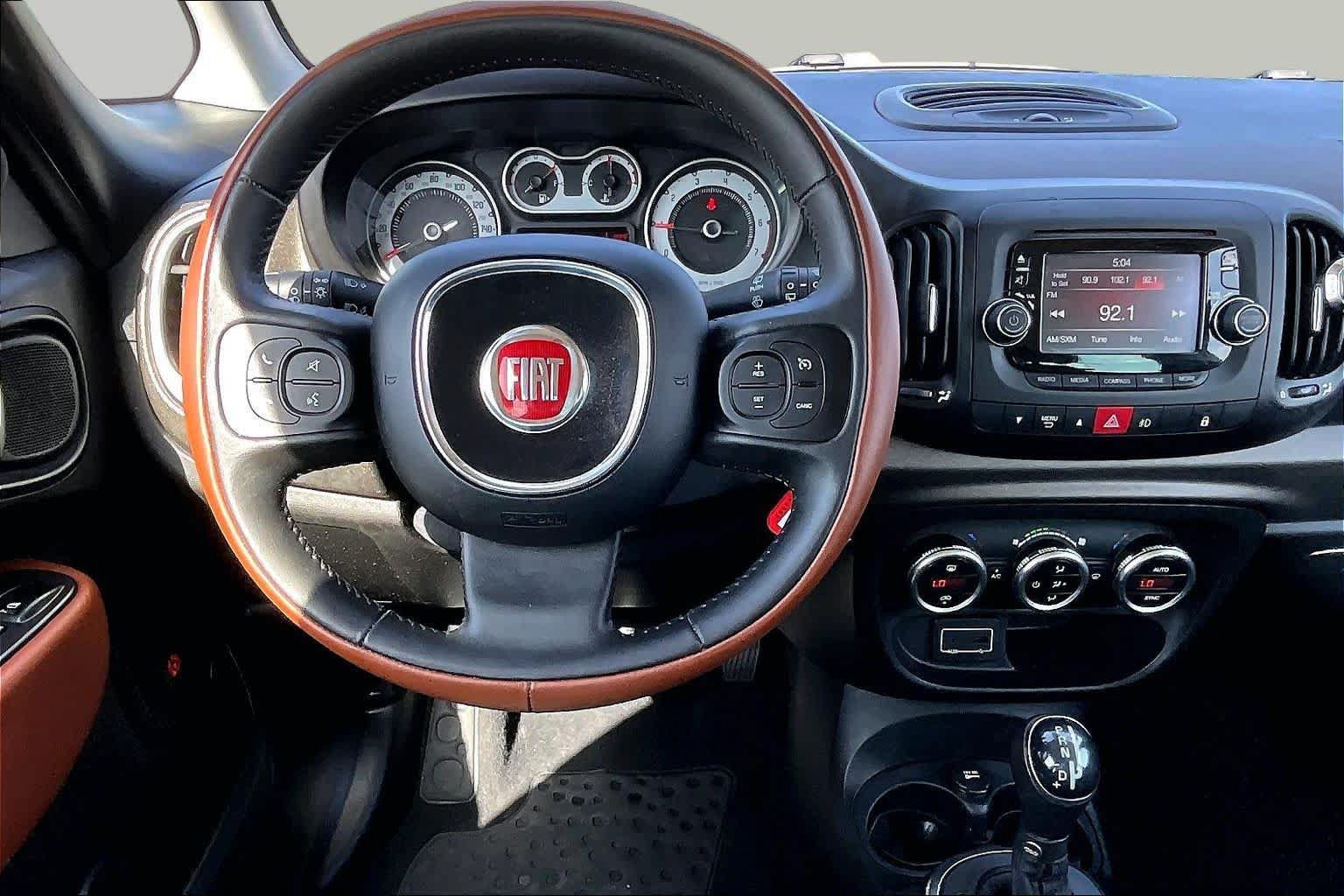 Used 2016 FIAT 500L Trekking FWD image 6