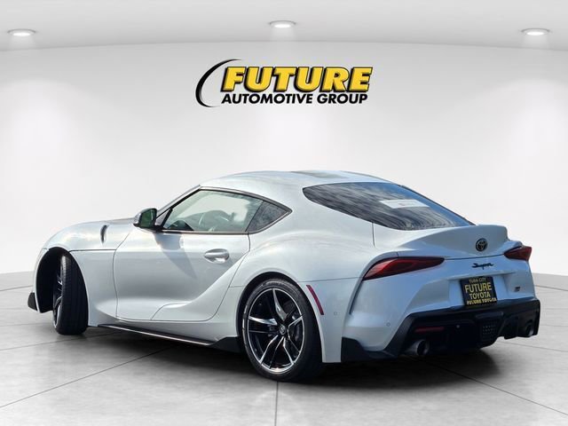 Used 2020 Toyota Supra w/ Driver Assist Package RWD image 7