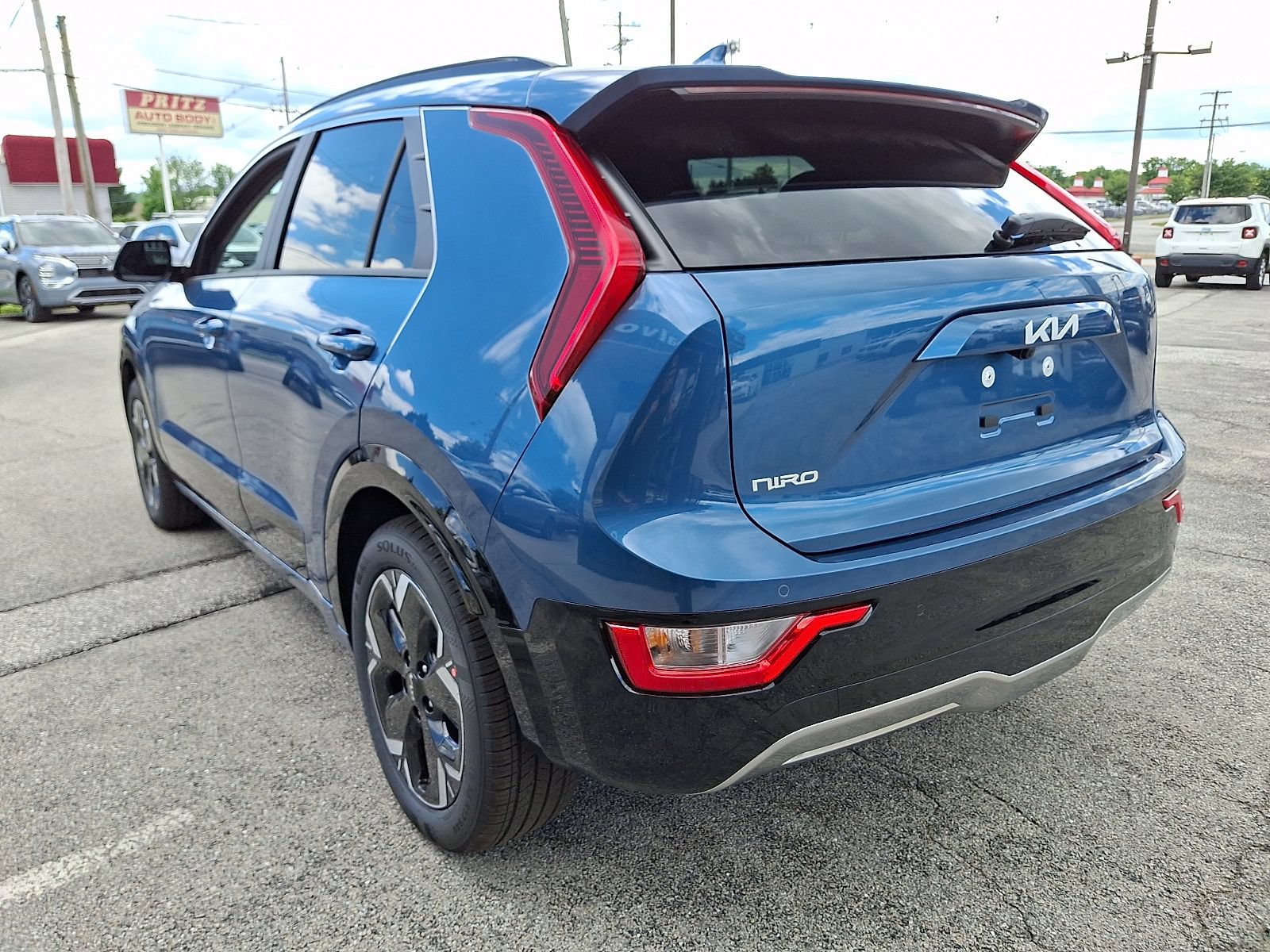 New 2026 Kia Niro Wind w/ Wind Preserve Package FWD image 6