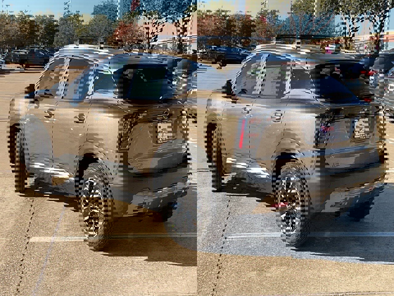 New 2026 Nissan Kicks SV image 7