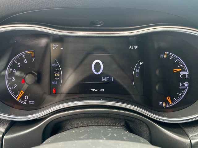 Used 2019 Jeep Grand Cherokee Altitude AWD/4WD image 26