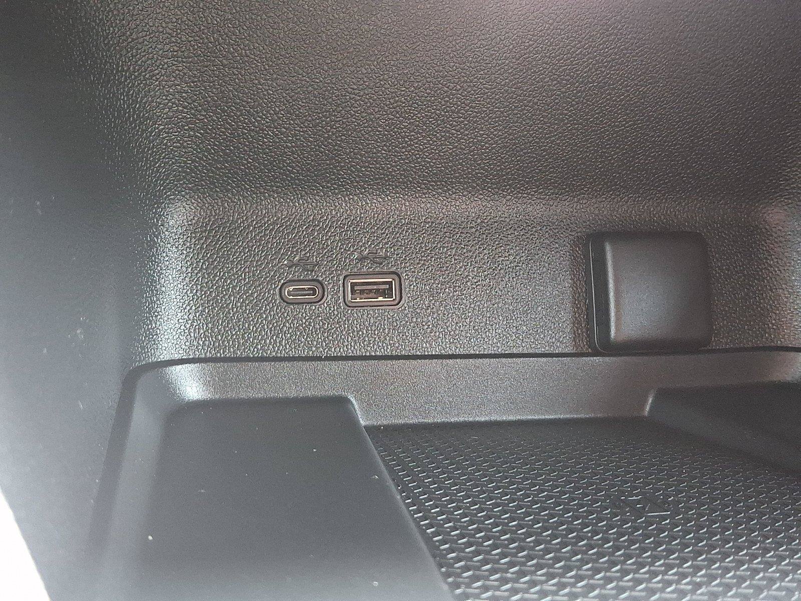 Used 2024 Chevrolet Traverse Z71 AWD/4WD image 24