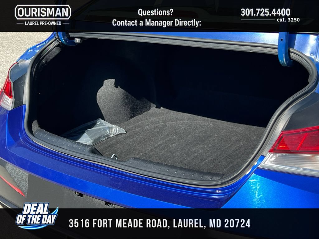 Used 2024 Hyundai Elantra SEL FWD image 20
