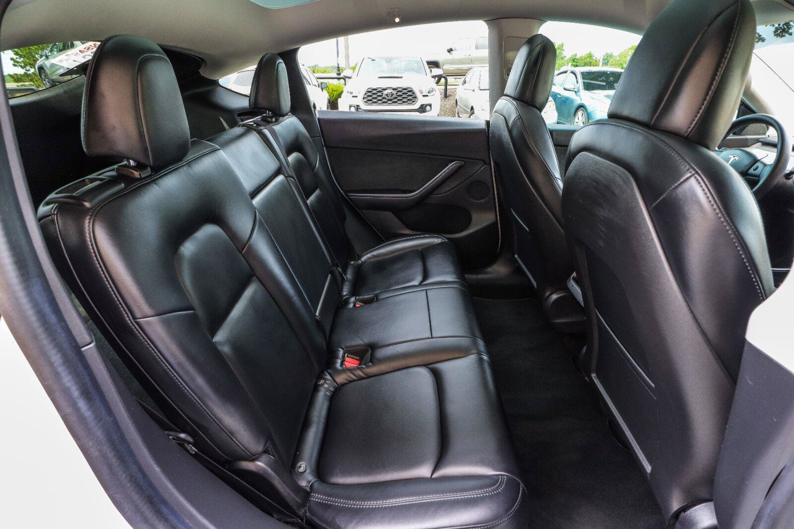Used 2020 Tesla Model Y Long Range AWD/4WD image 34