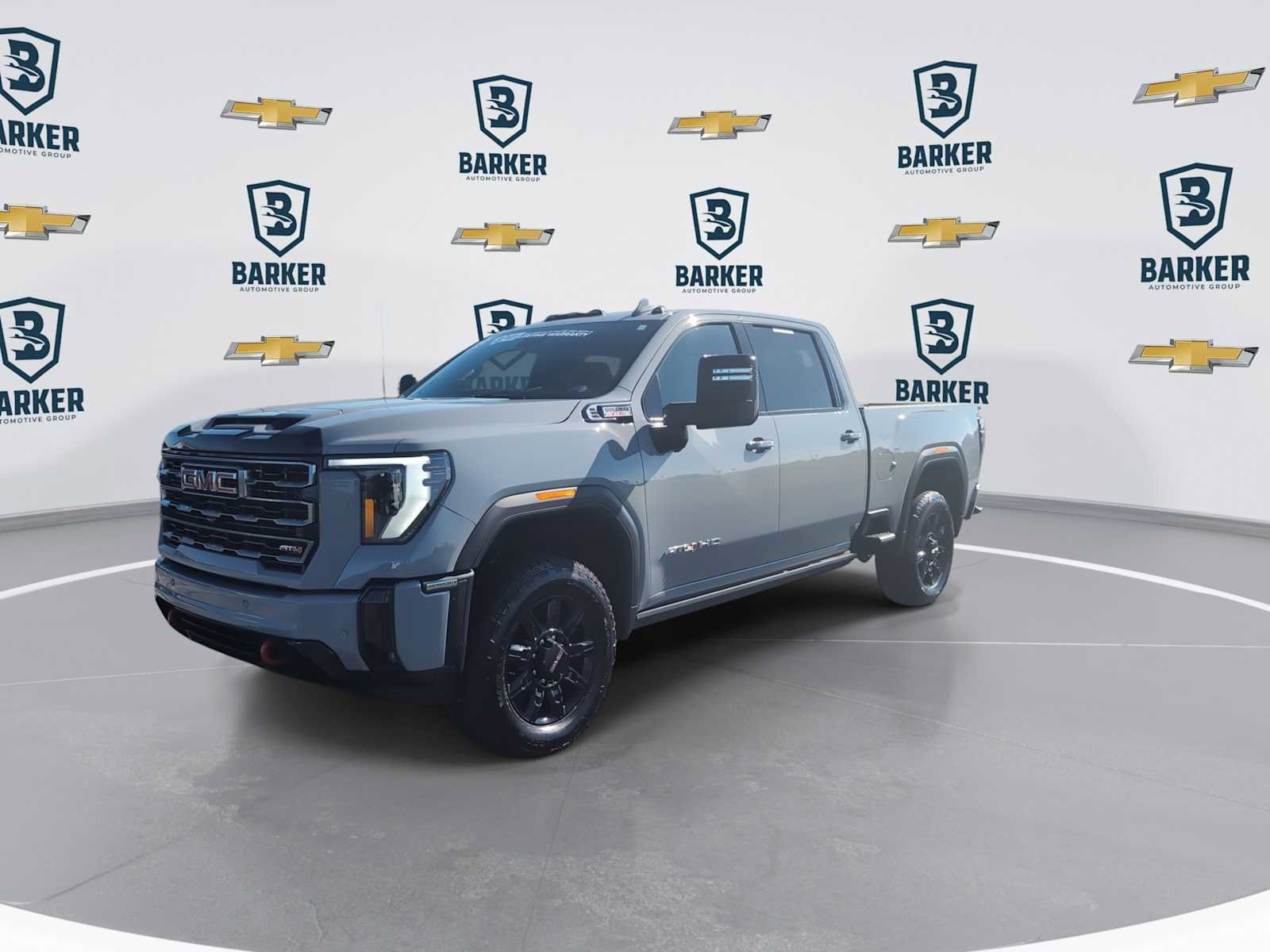 Used 2025 GMC Sierra 2500 AT4 w/ AT4 Premium Plus Package AWD/4WD image 4