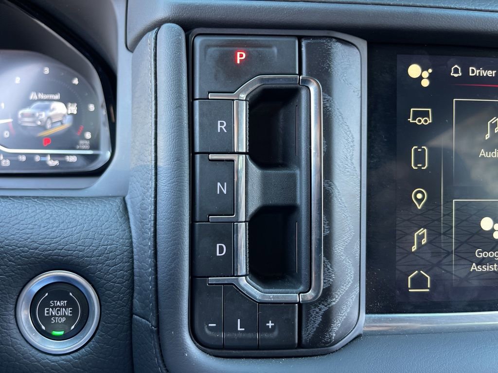 Used 2024 GMC Yukon XL Denali image 14