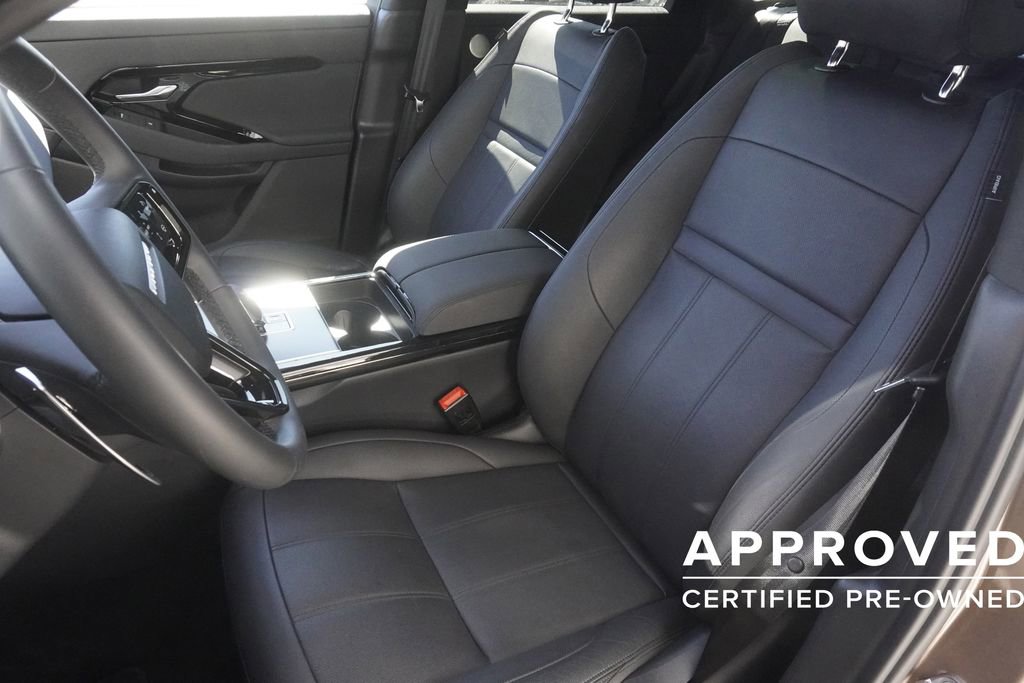 Used 2026 Land Rover Range Rover Evoque Dynamic SE AWD/4WD image 20
