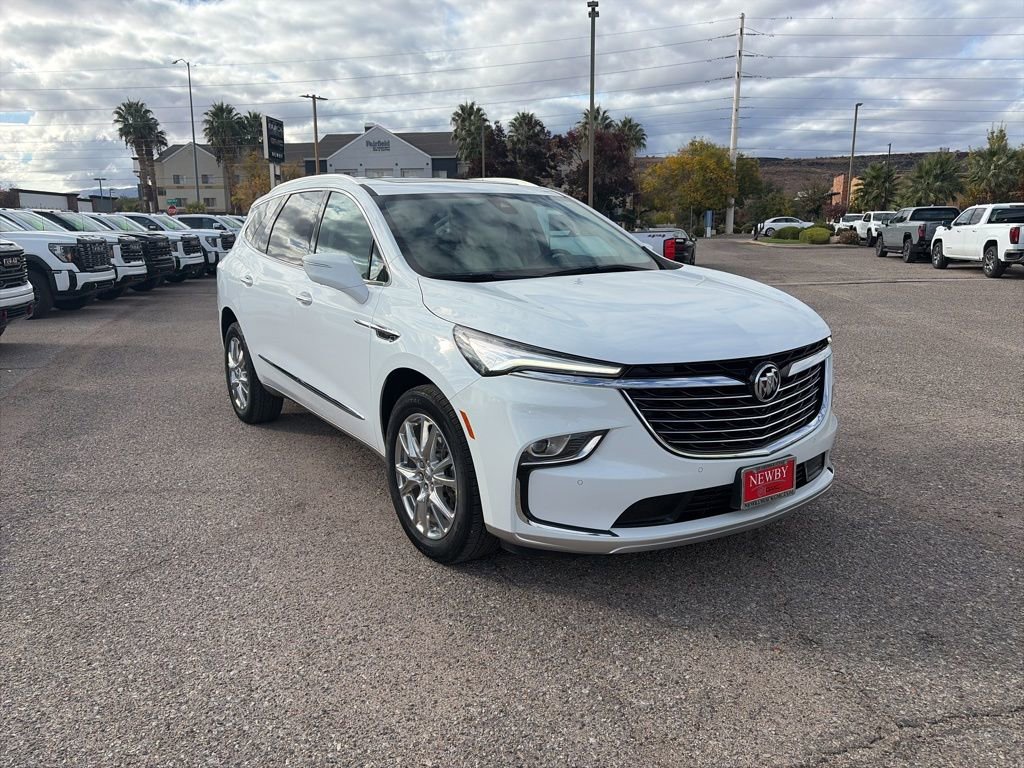 Used 2024 Buick Enclave Essence w/ Experience Buick Package image 7