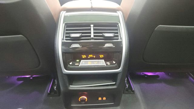 Used 2026 BMW X7 xDrive40i image 89