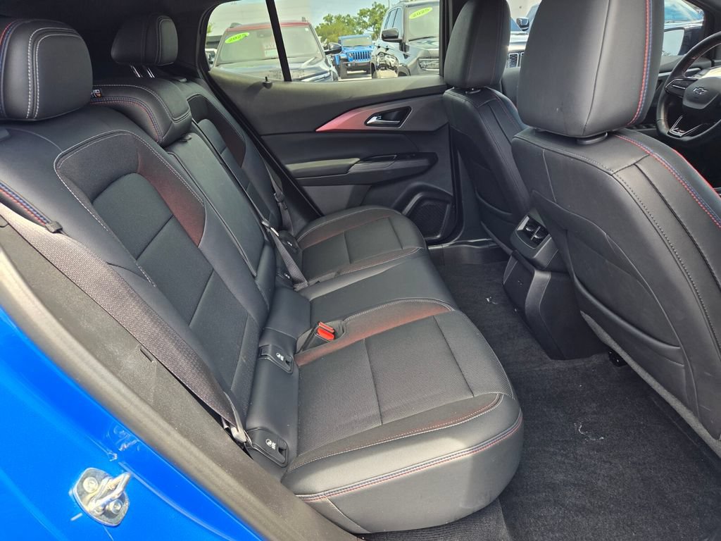 Used 2024 Chevrolet Equinox EV RS w/ LPO, Trailering Package FWD image 15