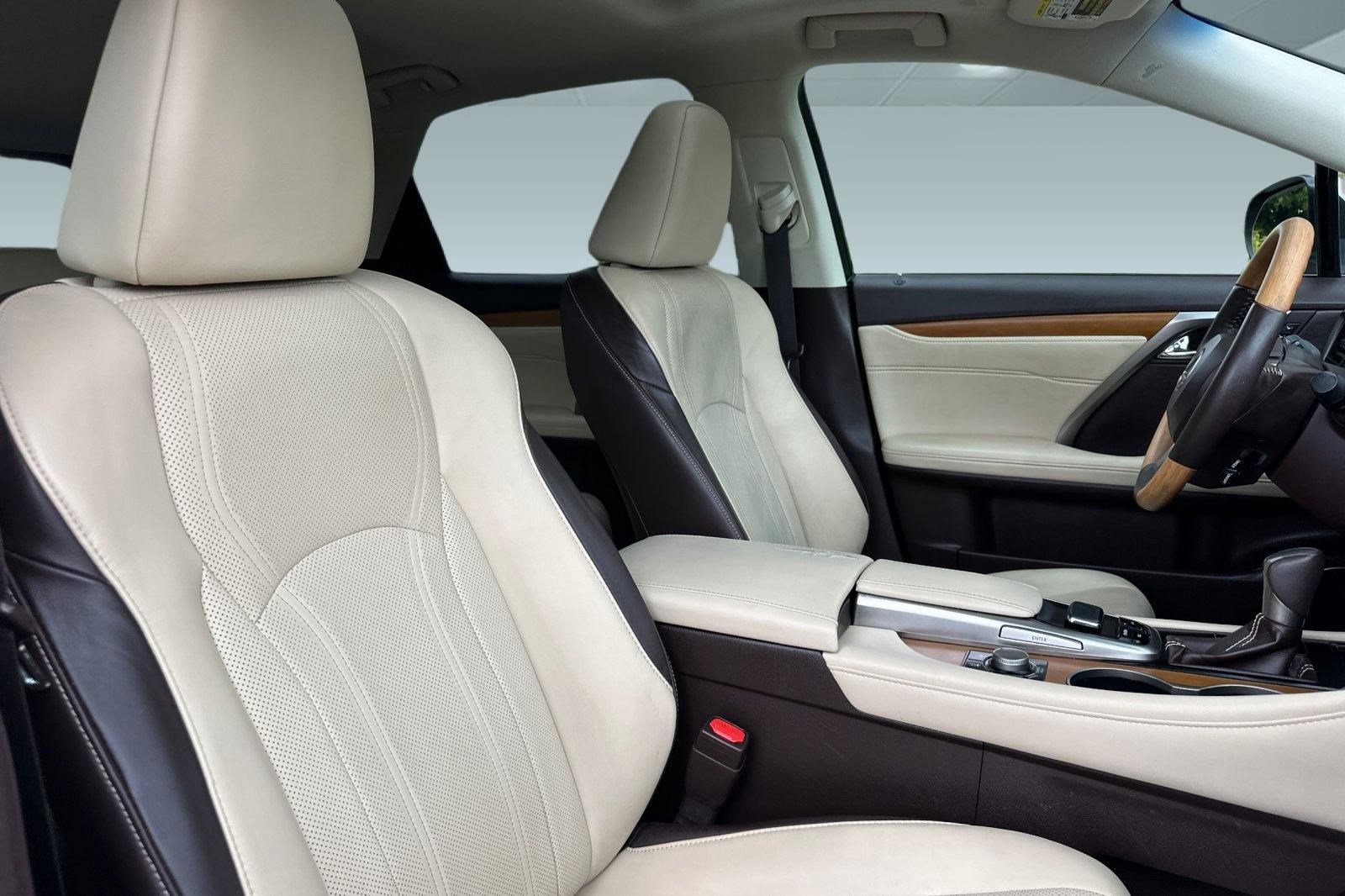 Used 2019 Lexus RX 450h AWD w/ Navigation Package image 31