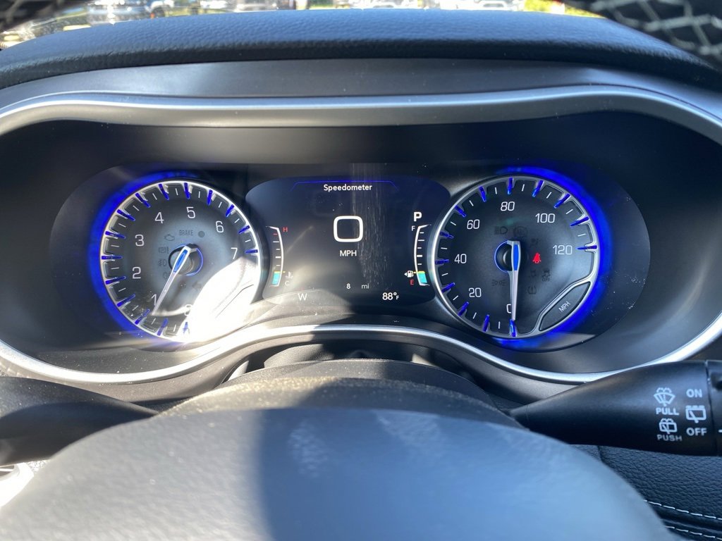 New 2026 Chrysler Pacifica Select w/ S Appearance Package image 24