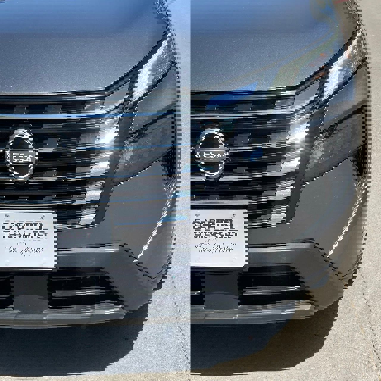 Used 2024 Nissan Rogue SV image 8