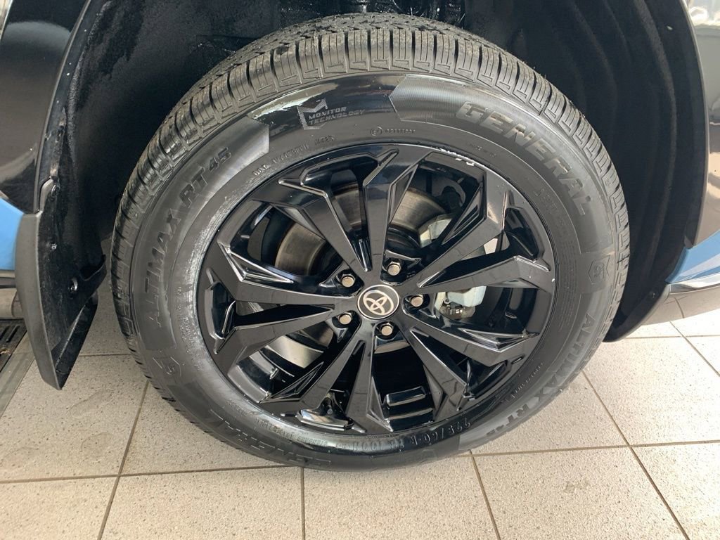 Used 2023 Toyota RAV4 XSE w/ XSE Grade Weather Package AWD/4WD image 24