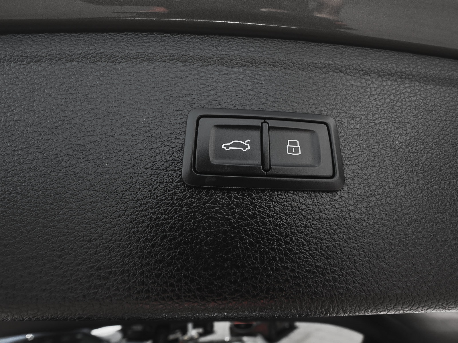 Used 2023 Audi SQ5 Premium Plus w/ Premium Plus Package AWD/4WD image 47