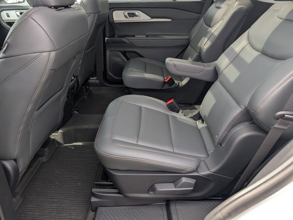 New 2025 Ford Explorer Active w/ Active Comfort Package image 49