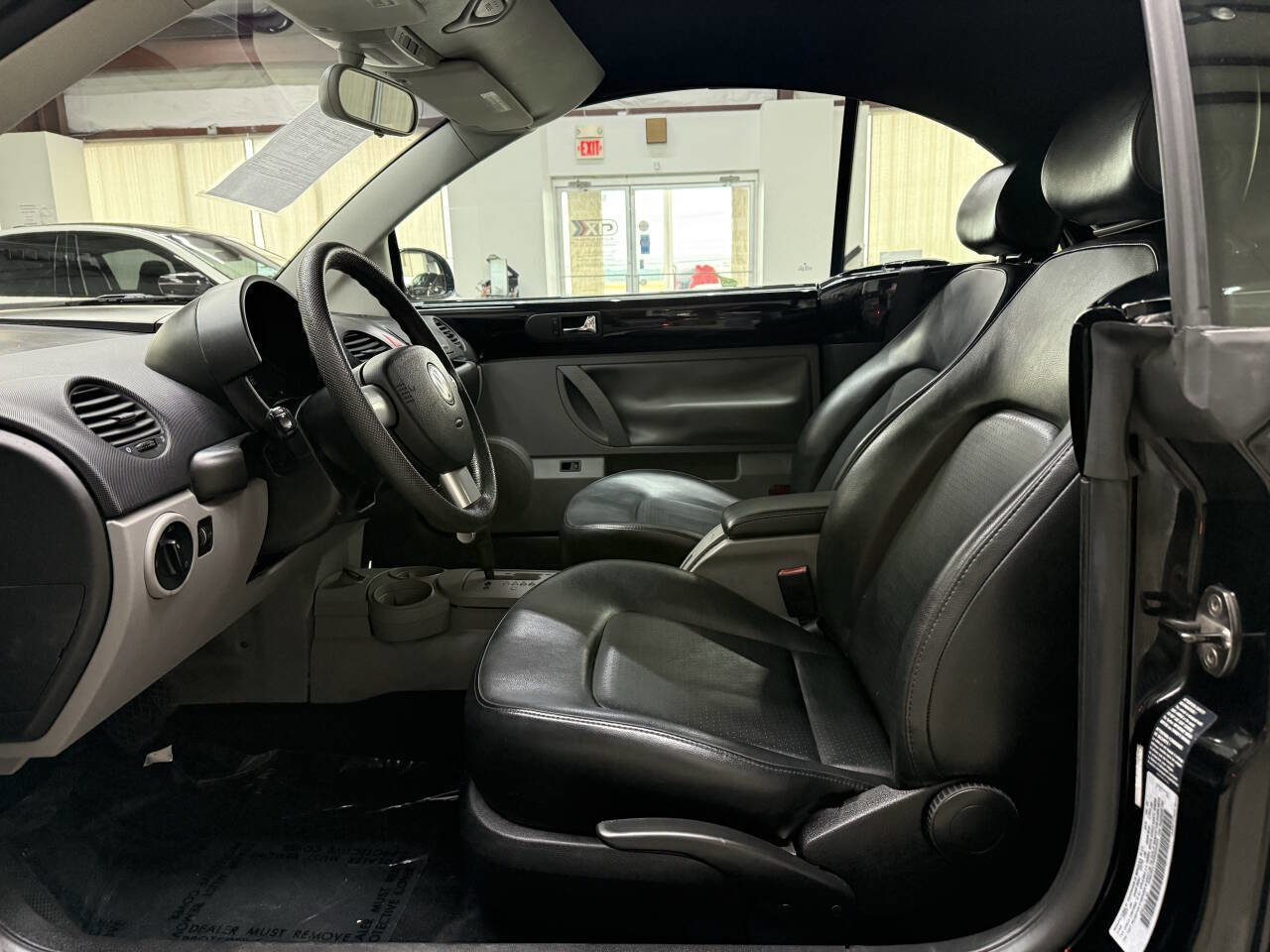 Used 2005 Volkswagen Beetle GLS FWD image 11