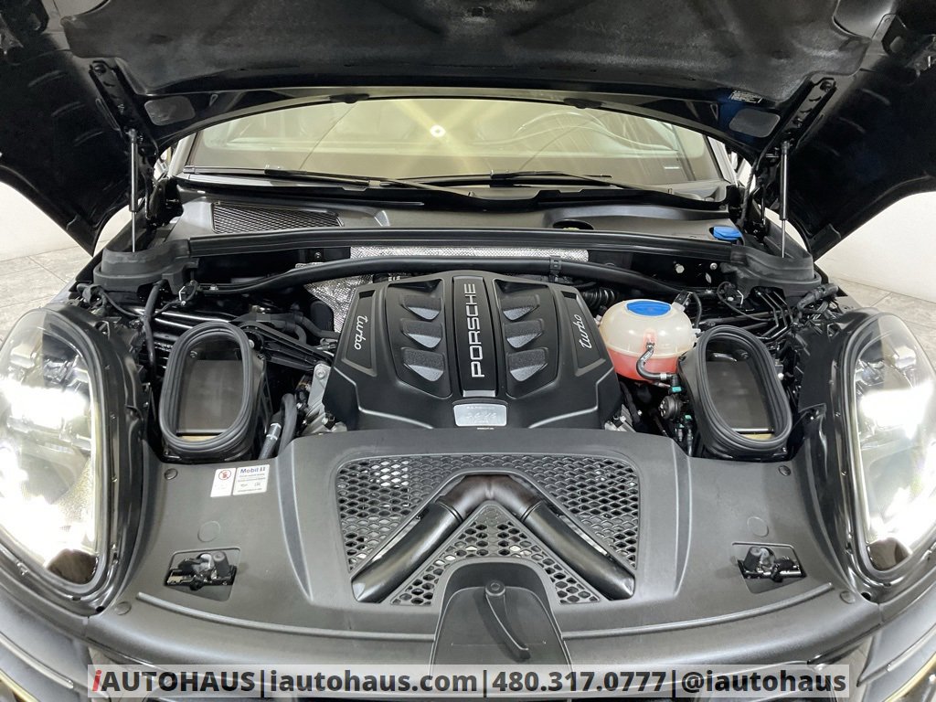 Used 2018 Porsche Macan Turbo w/ Premium Package Plus image 11