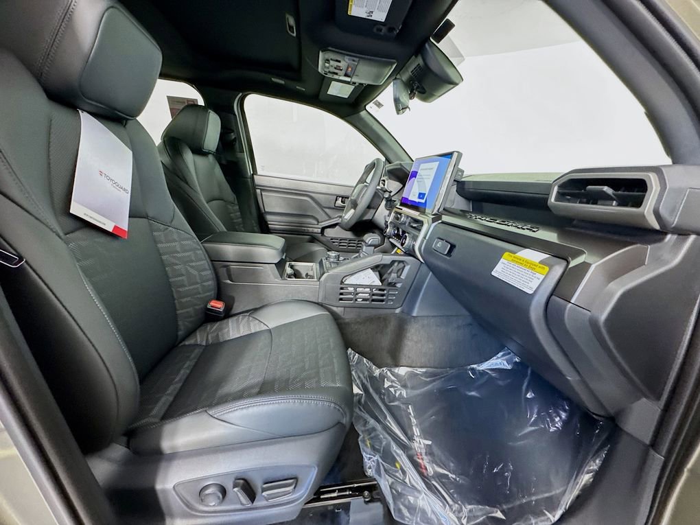 New 2025 Toyota Tacoma TRD Off-Road image 27
