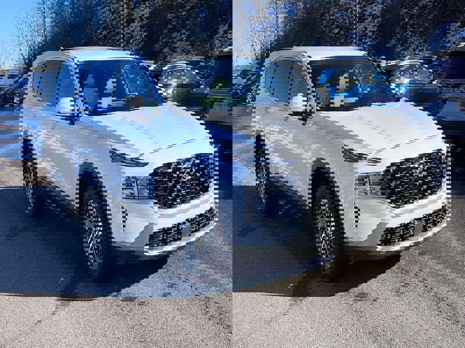 Used 2023 Hyundai Santa Fe SE image 7