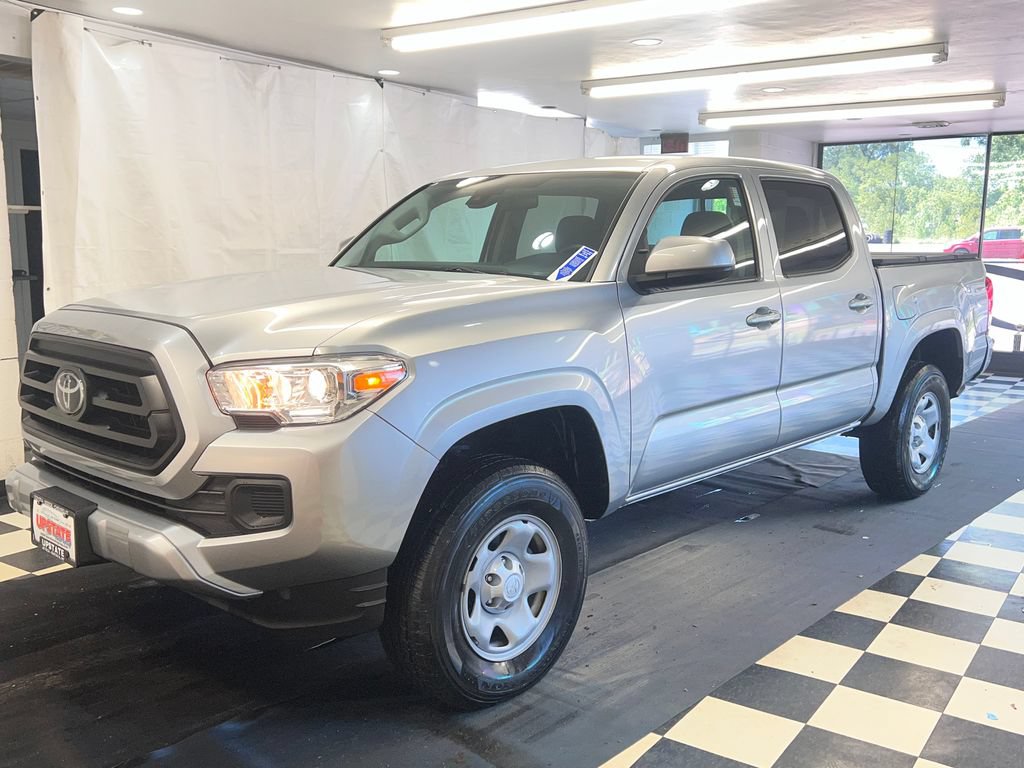 Used 2023 Toyota Tacoma SR AWD/4WD image 4