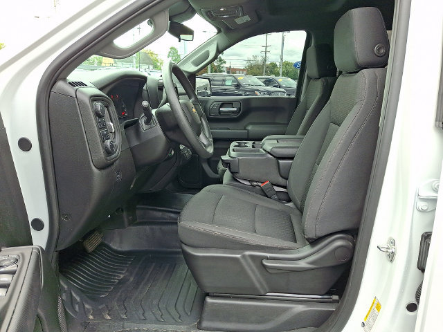 Used 2025 Chevrolet Silverado 1500 W/T w/ WT Value Package AWD/4WD image 15