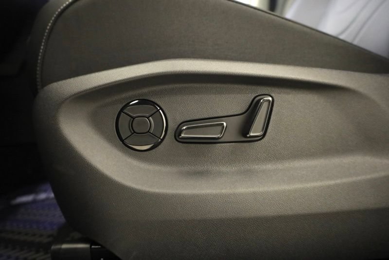 New 2026 Volkswagen Tiguan SE AWD/4WD image 11