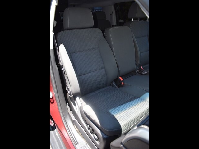 Used 2017 Chevrolet Suburban LS RWD image 36