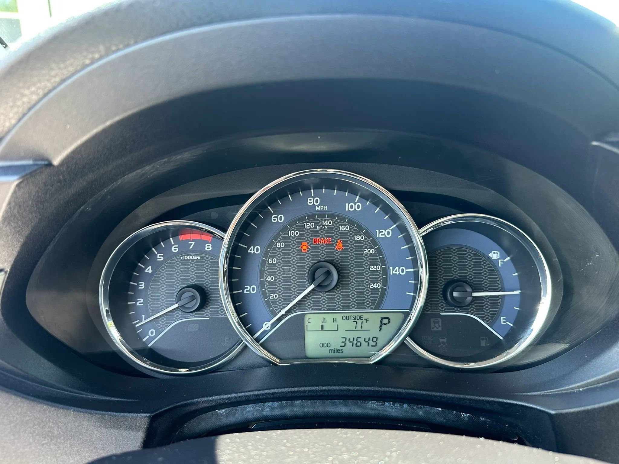 Used 2015 Toyota Corolla L image 25