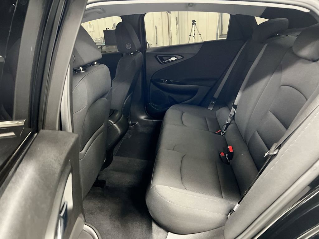 Used 2021 Chevrolet Malibu RS image 22