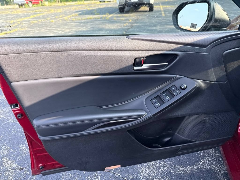 Used 2020 Toyota Avalon XSE w/ All Weather Liner Package FWD image 10