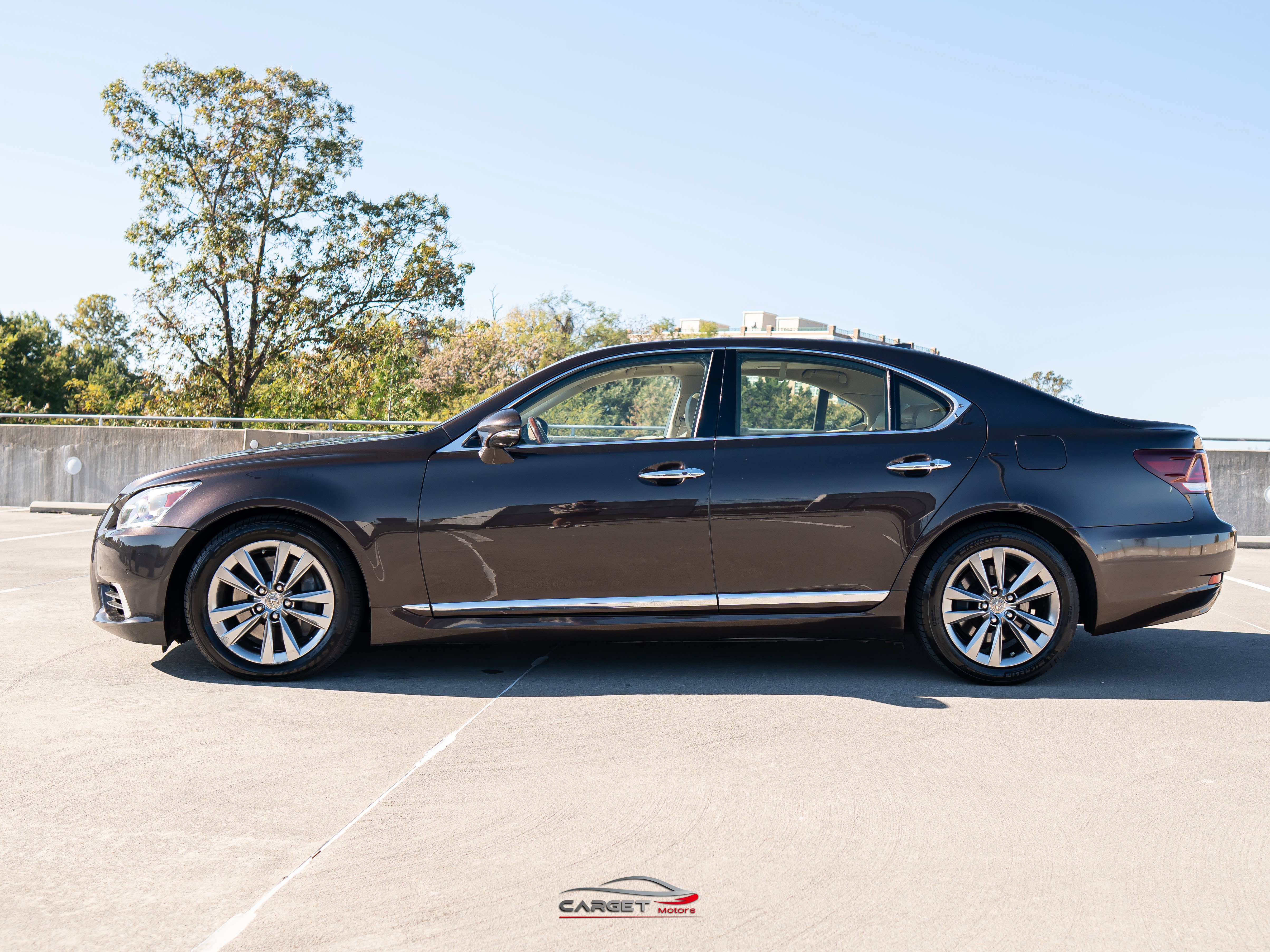 Used 2016 Lexus LS 460 AWD w/ Comfort Package image 3