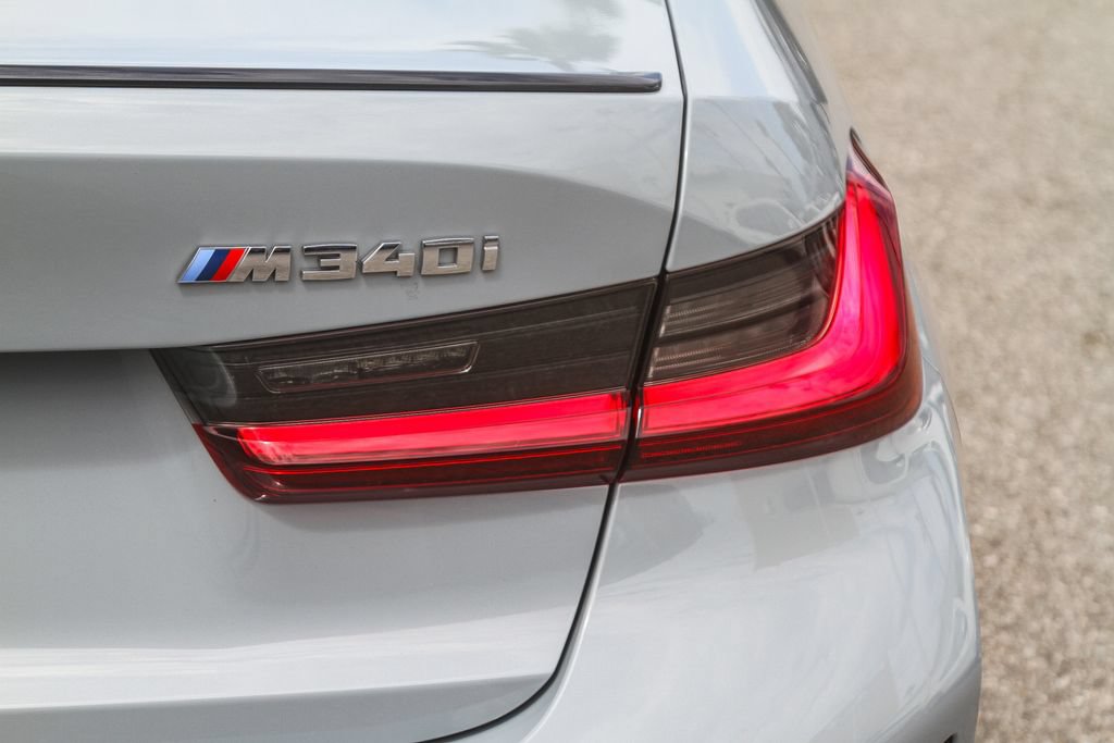 Used 2023 BMW M340i RWD image 7