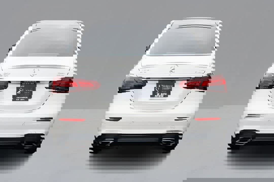 Certified 2022 Mercedes-Benz E 350 4MATIC Sedan image 6