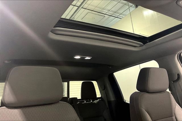 Used 2022 Chevrolet Silverado 1500 LT Trail Boss w/ Convenience Package II image 29