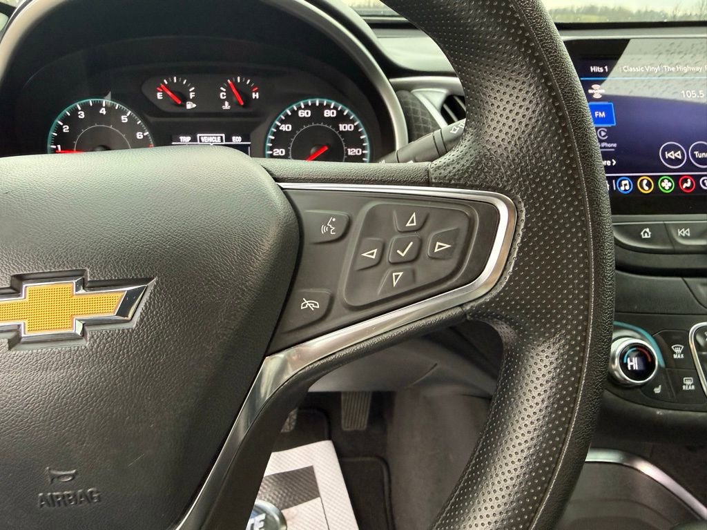 Used 2024 Chevrolet Malibu LT FWD image 32