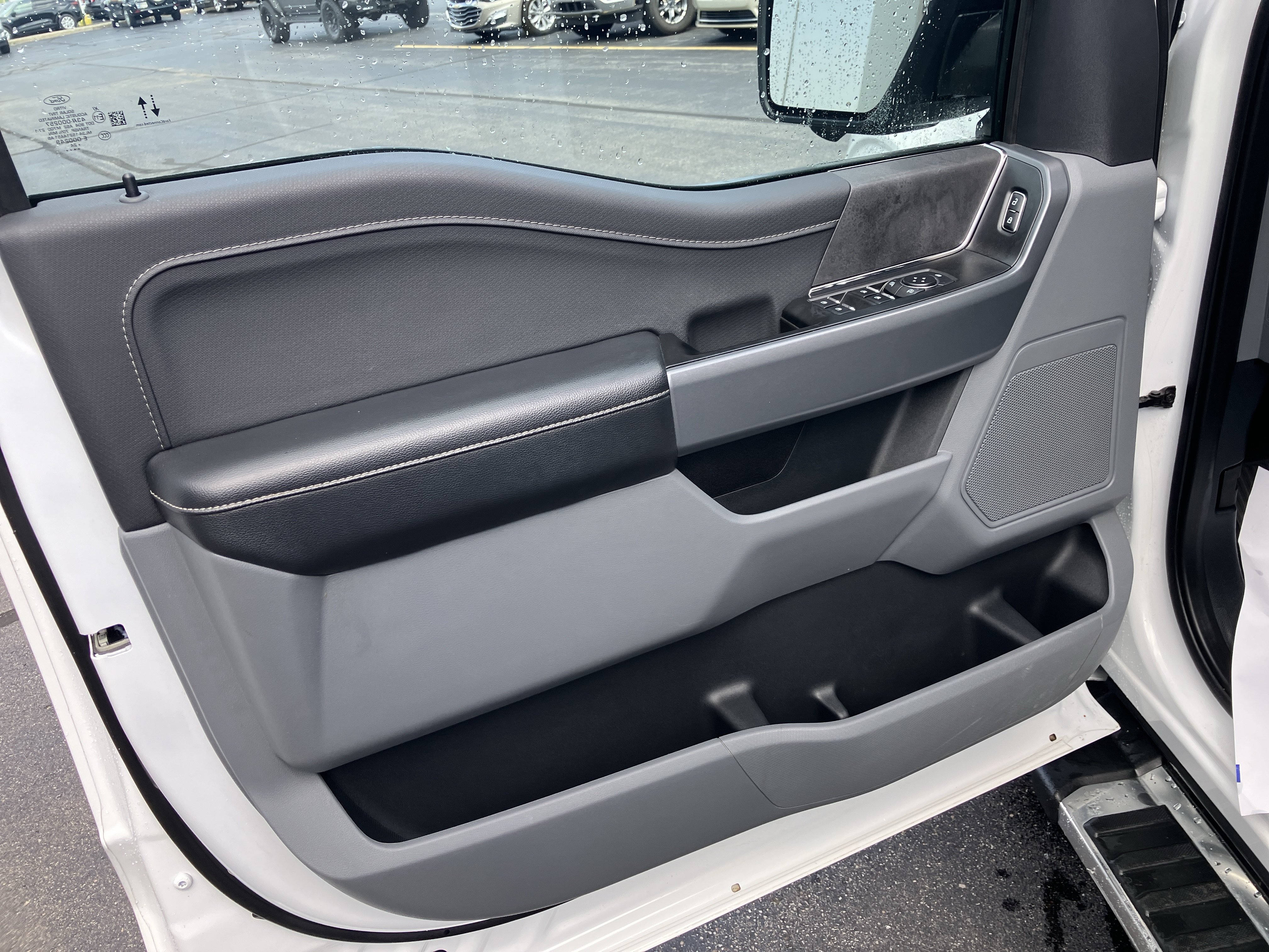 Used 2024 Ford F150 XLT AWD/4WD image 14