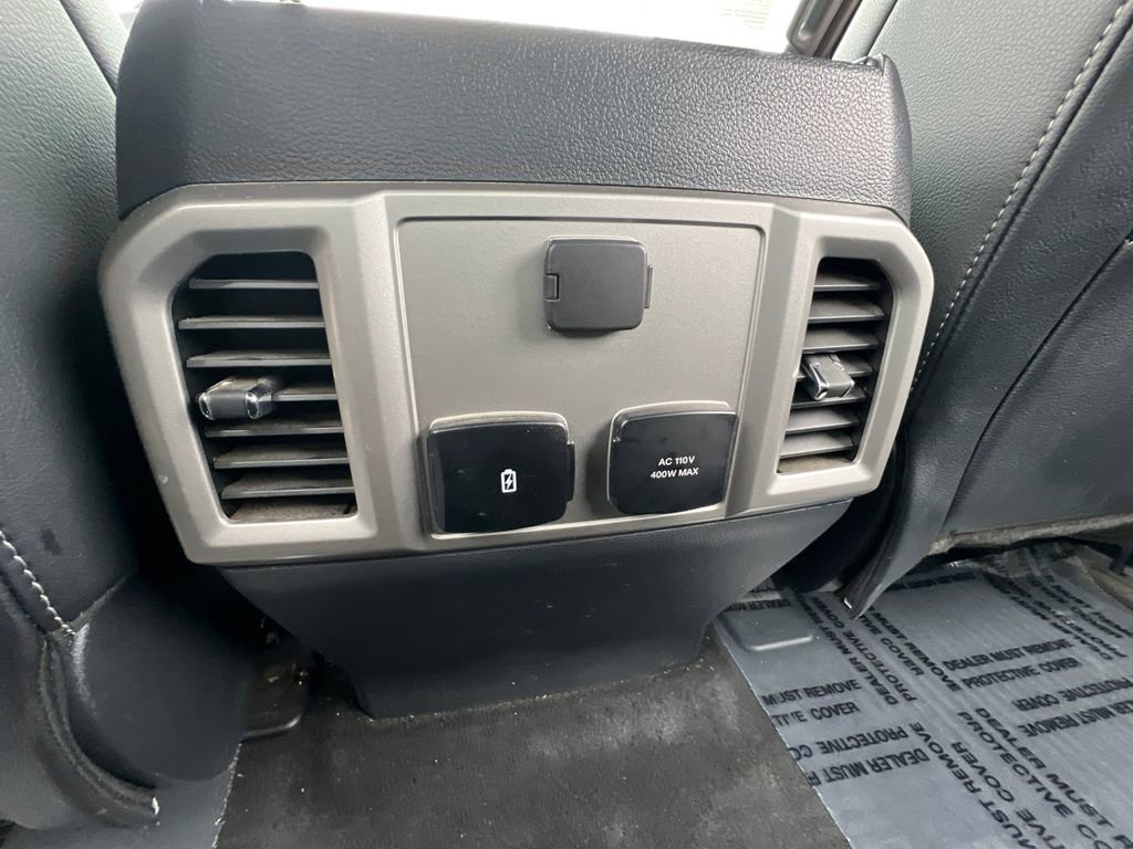 Used 2022 Ford F250 Lariat w/ Black Appearance Package image 35