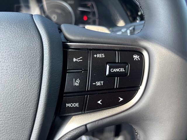 New 2025 Lexus ES 300h w/ Luxury Package image 17