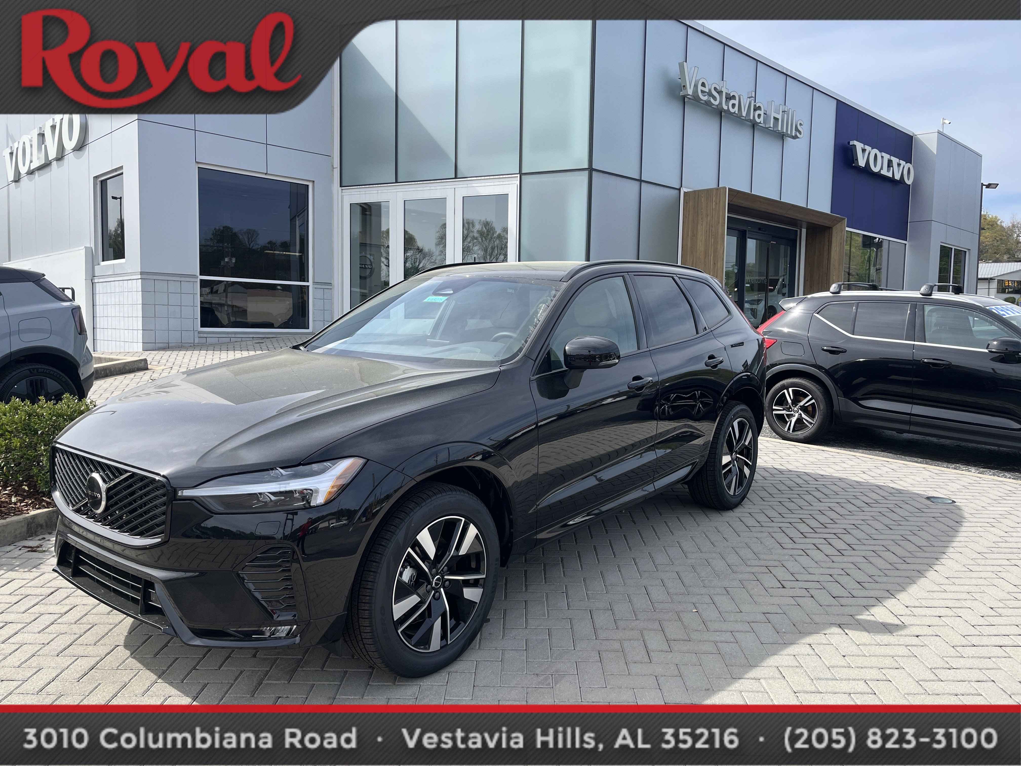 New 2026 Volvo XC60 B5 Core w/ Protection Package Premier