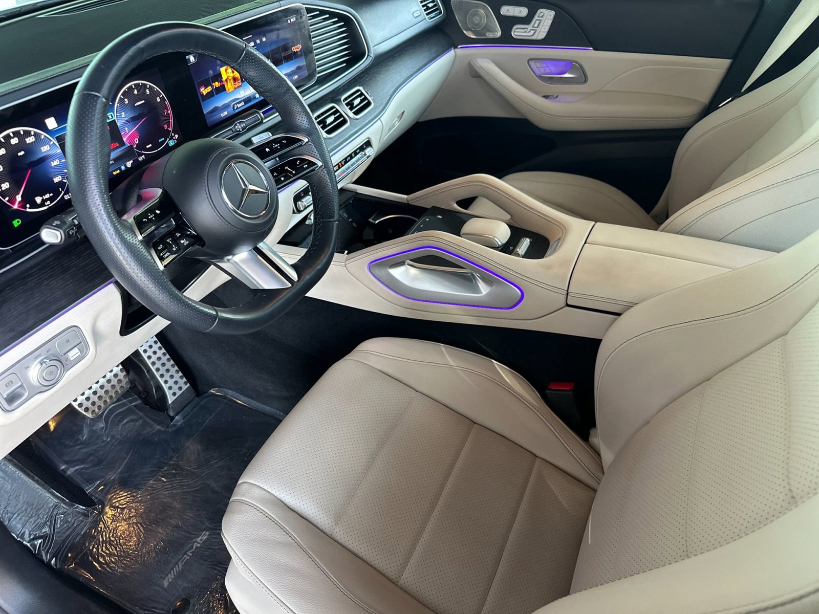 Certified 2025 Mercedes-Benz GLS 450 4MATIC image 11