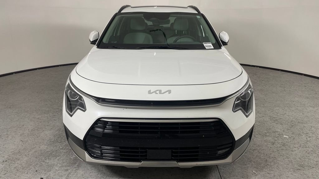 Used 2024 Kia Niro EX Touring FWD image 8