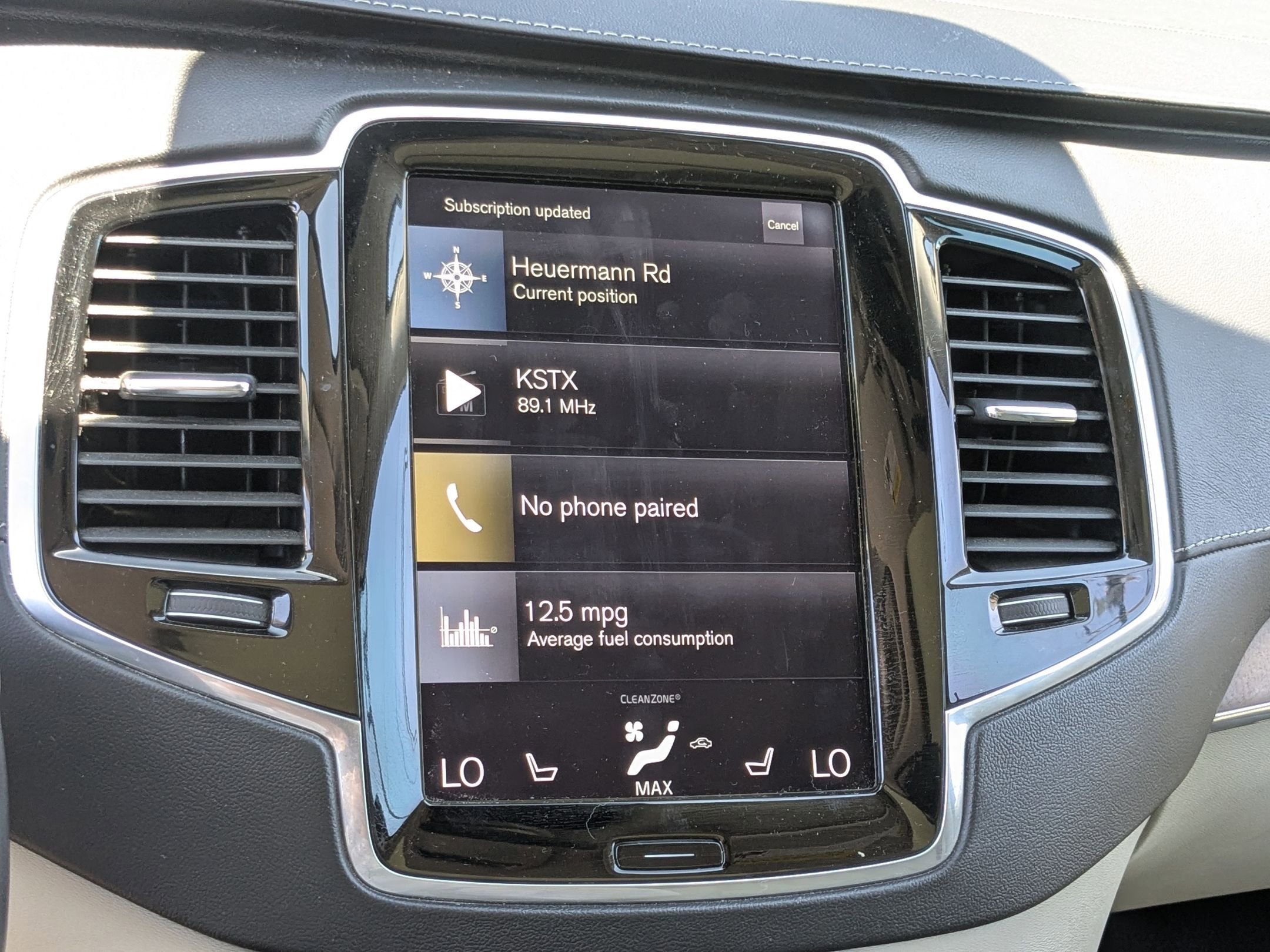 Used 2017 Volvo XC90 T8 Inscription w/ Vision Package AWD/4WD image 10