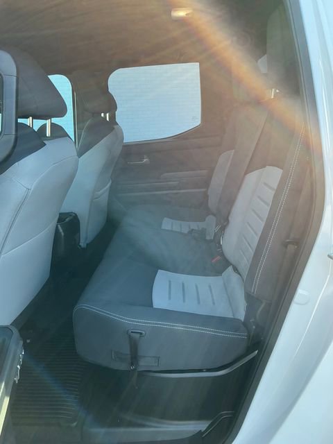 Used 2025 Toyota Tacoma TRD Sport image 12