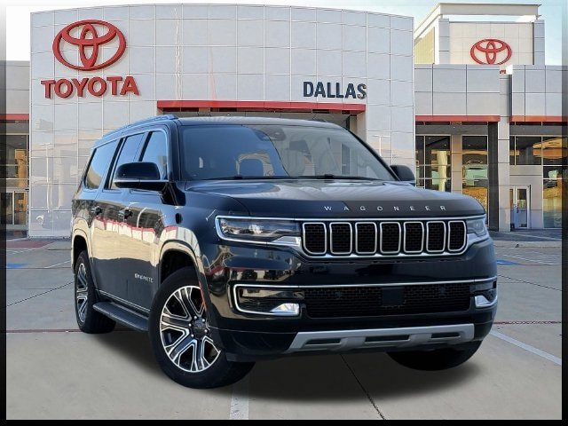 Used 2024 Jeep Wagoneer L Series II RWD image 1